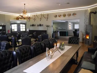 Ein Restaurant oder anderes Speiselokal in der Unterkunft Akzent Berghotel Rosstrappe