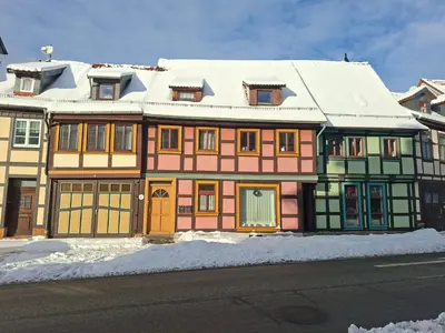 Das Gebäude in dem sich die Ferienwohnung befindet