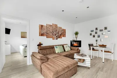 Ein Sitzbereich in der Unterkunft Ferienwohnung Blickfang am Nordberg