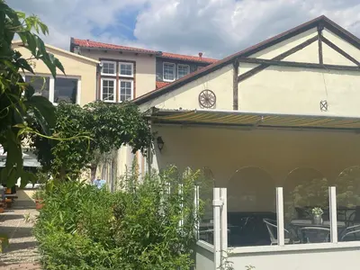 Das Gebäude in dem sich das Hotel befindet