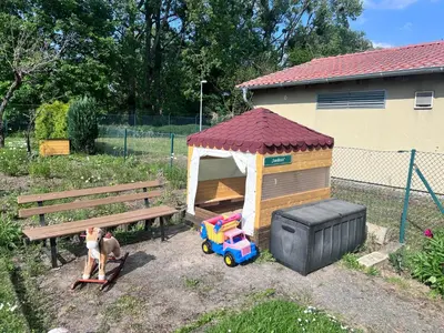 Ein Garten an der Unterkunft Ferienhaus am Mühlgraben