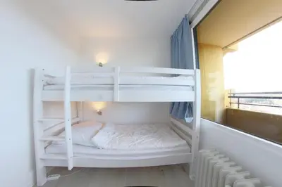 Ein Bett oder Betten in einem Zimmer der Unterkunft Apartment 471