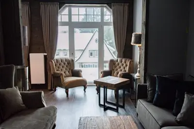 Ein Sitzbereich in der Unterkunft StrandBerg's Ursprung: Spa & Kitchen