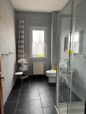 Ein Badezimmer in der Unterkunft Ferienwohnung An der Bodetal Therme