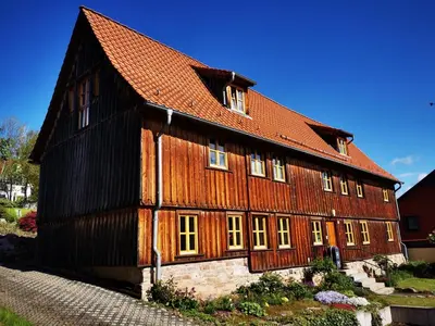 Das Gebäude in dem sich die Ferienwohnung befindet