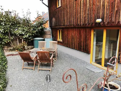Das Gebäude in dem sich die Ferienwohnung befindet