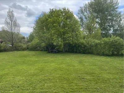 Ein Garten an der Unterkunft Ferienwohnung am Fischteich - Wernigerode im Herzen des Harzes