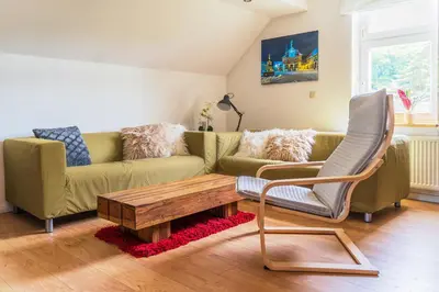 Ein Sitzbereich in der Unterkunft Ferienwohnung Ziegelbergsweg