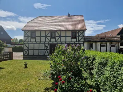 Ein Garten an der Unterkunft Ferienwohnung Waldblick