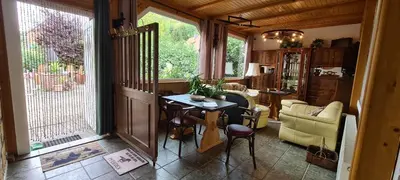 Ein Sitzbereich in der Unterkunft Auf dem Reiterhof