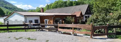 Ein allgemeiner Bergblick oder ein Berglick von der Ferienwohnung aus