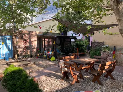 Ein Garten an der Unterkunft Ferienwohnung Roxana Stadtkern von Quedlinburg 55qm