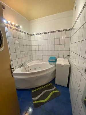 Ein Badezimmer in der Unterkunft International 5