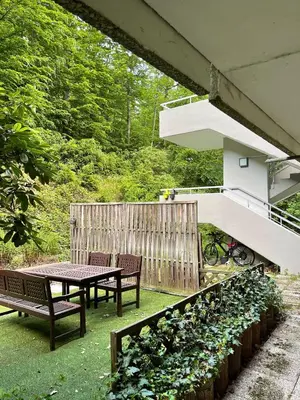 Ein Garten an der Unterkunft International 5