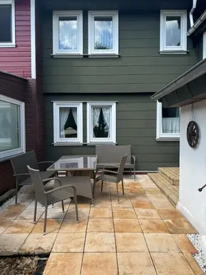 Das Gebäude in dem sich die Ferienwohnung befindet