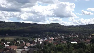 Ein allgemeiner Bergblick oder ein Berglick von der Ferienwohnung aus