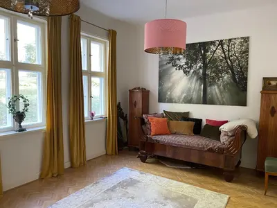Ein Sitzbereich in der Unterkunft Wunderschönes Ferienhaus für Familien im Harz in historischer Stadtvilla im Herzen Zellerfelds