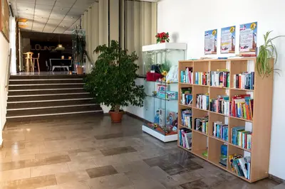 Die Bibliothek in der Ferienwohnung
