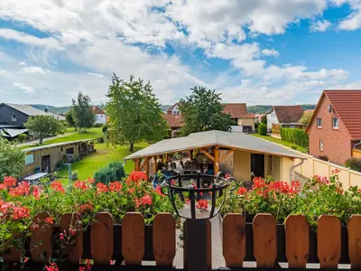 Ein Garten an der Unterkunft gemütliche Ferienwohnung in Cattenstedt