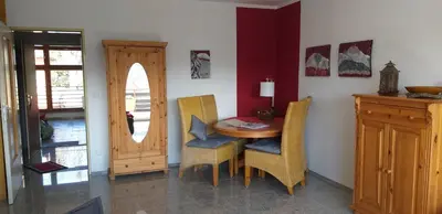 Ein Sitzbereich in der Unterkunft Aussicht