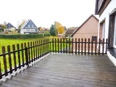 Das Gebäude in dem sich die Ferienwohnung befindet