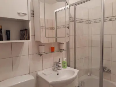 Ein Badezimmer in der Unterkunft Fewo Romy - a60954