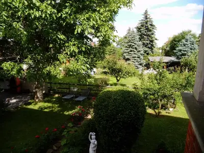 Ein Garten an der Unterkunft Ferienwohnung Markert