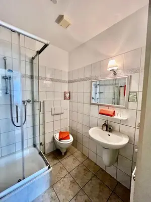 Ein Badezimmer in der Unterkunft Villa HarzFokus - #Hotel#Pension#Frühstück