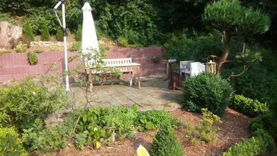 Ein Garten an der Unterkunft Halmis FeWo
