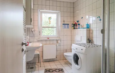 Ein Badezimmer in der Unterkunft Stunning Home In Blankenburg Harz
