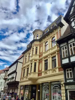 Das Gebäude in dem sich die Ferienwohnung befindet