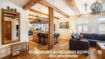 Ein Sitzbereich in der Unterkunft HARZER HEALING CENTER 2024 Gemütliche Landhauswohnung mit Fussbodenheizung,XXL Kochinsel,XXL Regenduschen,Modern,Hochwertig,Persönlich,Vollausgestattet