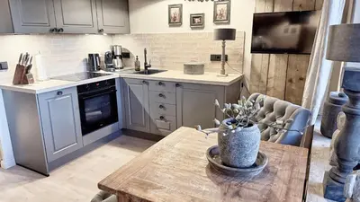 Küche/Küchenzeile in der Unterkunft HOME Suites Panoramablick mit Sauna