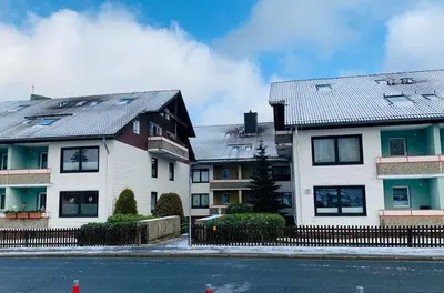 Das Gebäude in dem sich die Ferienwohnung befindet