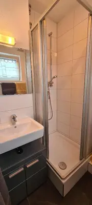 Ein Badezimmer in der Unterkunft Aaron IV inkl Bettwäsche Handtücher Endreinigung
