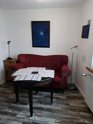 Ein Sitzbereich in der Unterkunft Bergmannhaus