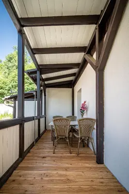 Ein Balkon oder eine Terrasse in der Unterkunft Murphy's Zimmer und Apartments