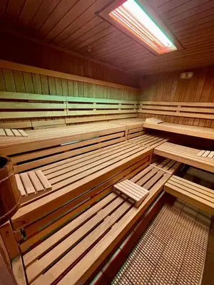 Grundriss der Unterkunft Schöne Ferienwohnung mit Schwimmbad, Sauna und Balkon