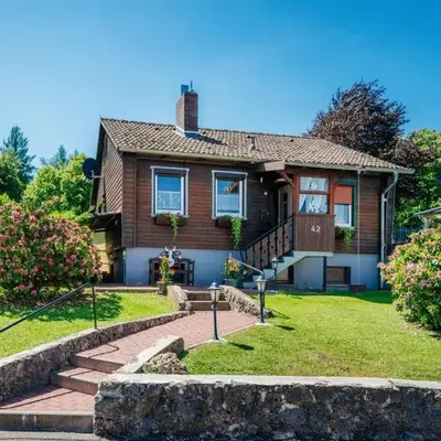 Ferienhaus Peggy mit Klimaanlage in den Bergen
