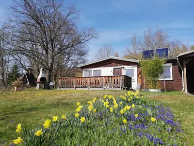 Ein Garten an der Unterkunft Ferienhaus Chiara, Südharz, Harztor