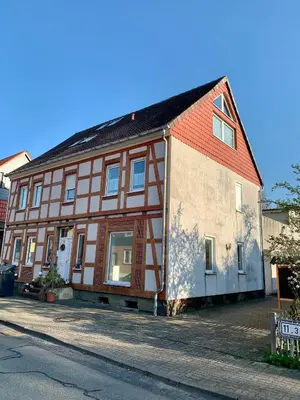Das Gebäude in dem sich die Ferienwohnung befindet