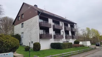 Das Gebäude in dem sich die Ferienwohnung befindet