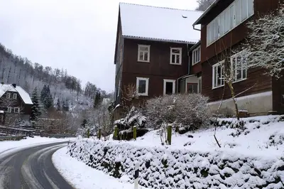 Haus am Wald Zorge 16+ Gäste im Winter