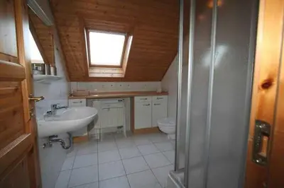 Ein Badezimmer in der Unterkunft Holzferienhäuser im Naturerlebnisdorf Blauvogel