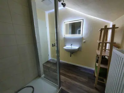 Ein Badezimmer in der Unterkunft Ferienwohnung Am Bahnhof