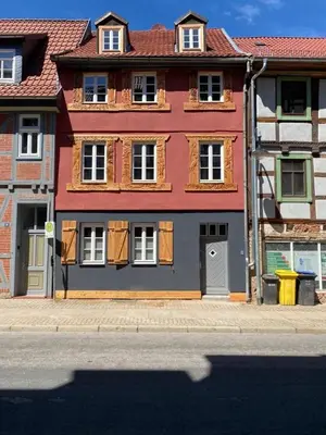 Das Gebäude in dem sich die Ferienwohnung befindet
