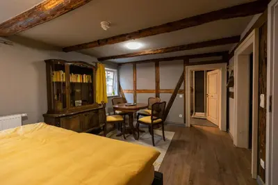 Ein Bett oder Betten in einem Zimmer der Unterkunft Blauer Stieg