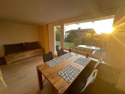 Ein Sitzbereich in der Unterkunft Ferienwohnung Elfengast, FassSauna, Harzurlaub in bester Lage