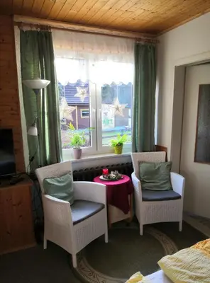 Ein Sitzbereich in der Unterkunft Haus Fessel - Helenenruh