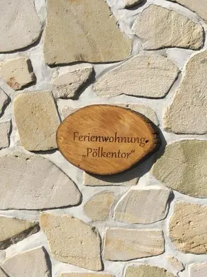 Ein Zertifikat, Auszeichnung, Logo oder anderes Dokument, das in der Unterkunft Ferienwohnung Pölkentor ausgestellt ist